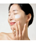 Сонцезахисний крем Celimax Pore+Dark Spot Brightening Care Sunscreen SPF50+ PA++++ 50 мл